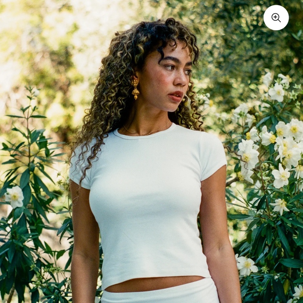 EUC Gil Rodriguez Bellevue Tee - White